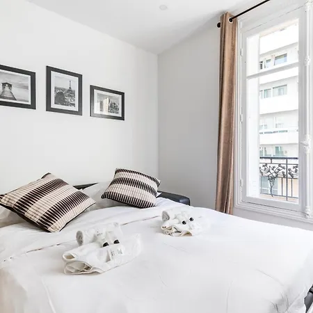 Labrouste Cosy Apartmán *